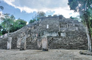 Calakmul ayrıca Kalakmul - Meksika 'nın Campeche eyaletinde Maya arkeolojik alanı..