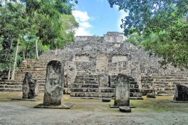 Calakmul ayrıca Kalakmul - Meksika 'nın Campeche eyaletinde Maya arkeolojik alanı..
