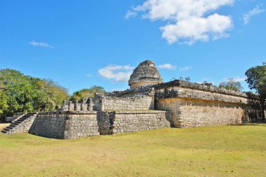    El Caracol, Chichen Itza 'daki Kolomb öncesi Maya medeniyetindeki gözlemevi..                             