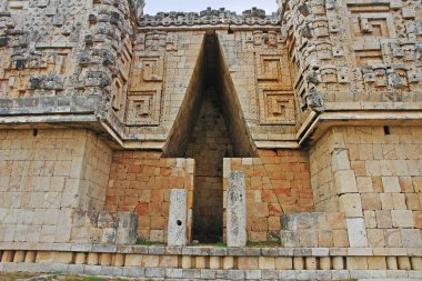 Uxmal - günümüz Meksika 'sında antik Maya şehri. 