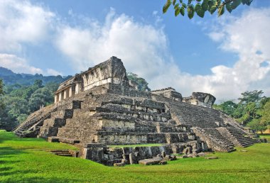 Palenque Sarayı 'ndaki Saray Gözlem Kulesi.