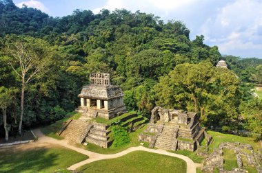 Palenque, Meksika 'daki Cross grubunun tapınakları.