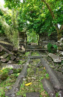Nan Madol - Mikronezya Federasyonu 'nun Pohnpei adasındaki arkeolojik alan