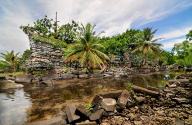 Nan Madol - Mikronezya Federasyonu 'nun Pohnpei adasındaki arkeolojik alan