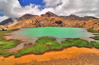 Yeni Zelanda 'daki Tongariro Ulusal Parkı' nda Tongariro Alp Parkı..