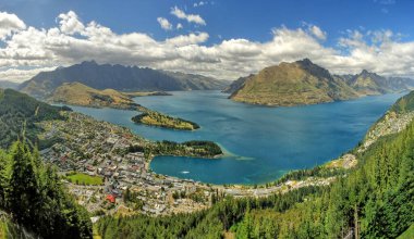 Queenstown, Yeni Zelanda şehir manzarası                               