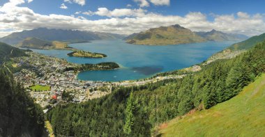 Queenstown, Yeni Zelanda şehir manzarası                               
