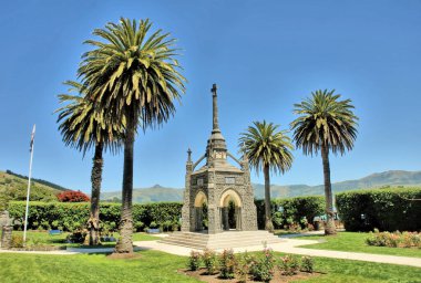    Akaroa Yeni Zelanda 'daki tarihi savaş anıtı                             