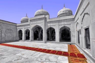 Moti Mescid - Pakistan 'ın Lahore Kalesi' nde bulunan Şah Cihan Dönemi 'ne dayanan cami