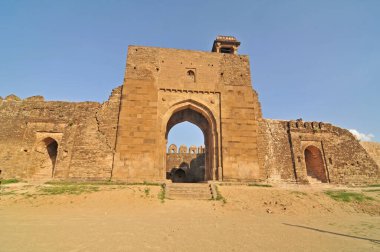 Rohtas Kalesi - Pakistan 'ın Pencap ilindeki Jhelum kenti yakınlarındaki 16. yüzyıl kalesi.