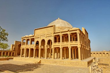 Makli Necropolis - Pakistan 'ın Thatta kenti yakınlarındaki dünyanın en büyük cenaze yerlerinden biri..