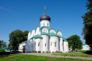 Moskova çevresindeki Alexsandrov kasabasındaki Ortodoks Kilisesi