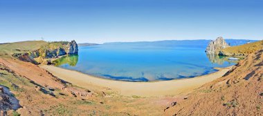 Baykal Gölü Khuzhir Sibirya, Rusya Olkhon Island yakınındaki Shamanka (şamanlar Rock)
