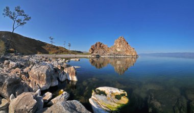 Baykal Gölü Khuzhir Sibirya, Rusya Olkhon Island yakınındaki Shamanka (şamanlar Rock)