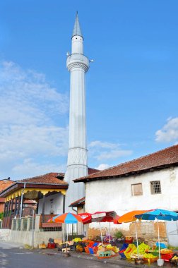 Prizren - Kosova 'nın Prizren Bistrica nehrinin kıyısında tarihi kent