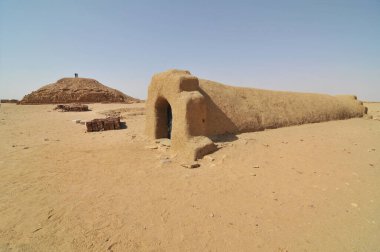 El-Kurru - Sudan 'daki Nubian kraliyet ailesi tarafından kullanılan kraliyet mezarlıkları.