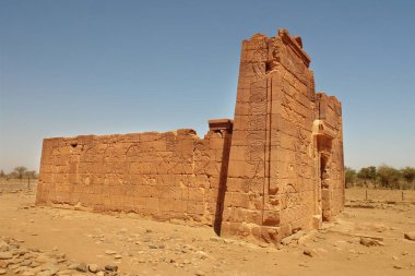 Naqa ya da Naga 'a - Amun tapınağıyla birlikte günümüz Sudan' ında Kushitic Krallığı 'nın yıkılmış antik bir şehri.