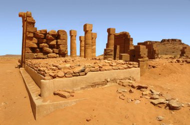 Naqa ya da Naga 'a - Amun tapınağıyla birlikte günümüz Sudan' ında Kushitic Krallığı 'nın yıkılmış antik bir şehri.