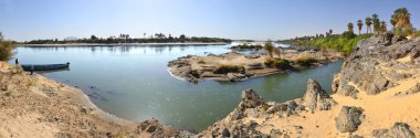 Sudan, Nil 'deki Sai adasına tekne ile giden nehir.