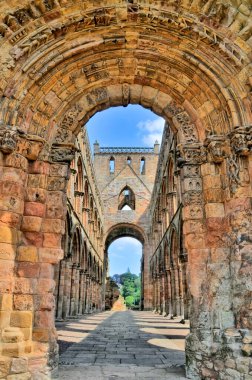 Jedburgh Abbey, İskoçya 'nın Jedburgh şehrinde bulunan harabe bir Augustinian manastırı.