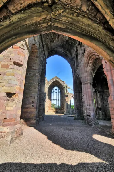 Aziz Mary Manastırı - Melrose 'daki kilise tarikatının yıkılmış manastırı