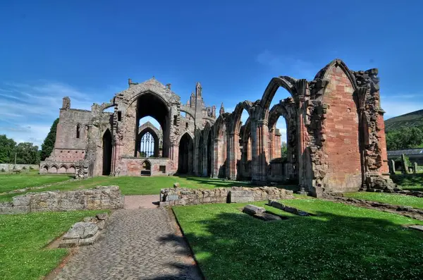 Aziz Mary Manastırı - Melrose 'daki kilise tarikatının yıkılmış manastırı