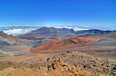 Haleakala ya da Doğu Maui Yanardağı - Hawaii 'nin Maui adasının devasa bir kalkan volkanı.