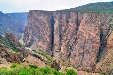 Gunnison Ulusal Parkı 'nın Kara Kanyonu. Batı Colorado' da bulunan bir Amerikan milli parkı. .