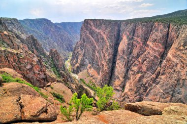 Gunnison Ulusal Parkı 'nın Kara Kanyonu. Batı Colorado' da bulunan bir Amerikan milli parkı. .