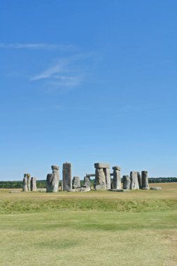 İngiltere, Wiltshire 'daki Salisbury Ovası' nda tarih öncesi megalitik yapı.,