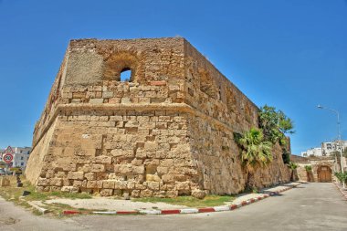 Tunus 'taki eski Tunus şehrinin savunma duvarları