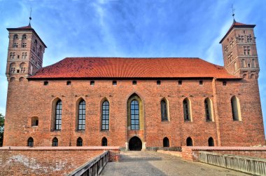 Lidzbark Warmiski 'deki Bishop' s Castle Polonya 'da 14. yüzyıldan kalma bir kale.                               