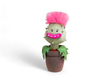 Beyaz arka planda bir tencerede içi doldurulmuş kaktüs ağacı.