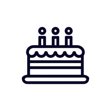 Donanma ana hatlarına göre üzerinde mumlar olan üç katlı bir pasta beyaz arka planda sunuluyor..