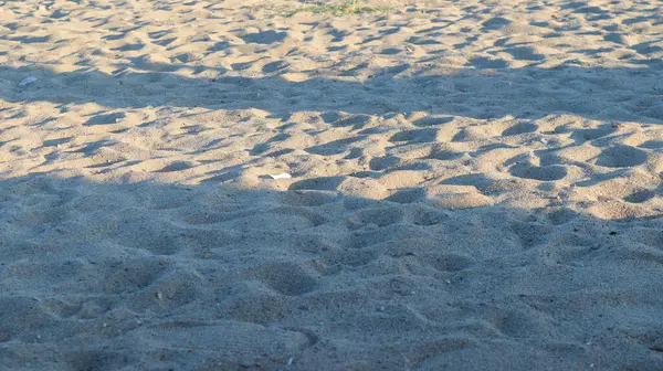 Морские Волны Падают Пляж Дневном Свете — стоковое фото