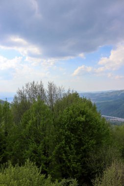 Yüksek noktadan insanlar tarafından kullanılan doğal alanlar