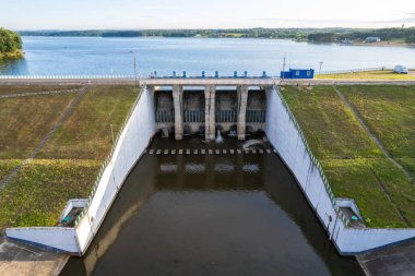 Polonya 'daki hidroelektrik santrali.