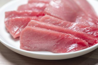 Lezzetli Japon ton balığı yemekleri.