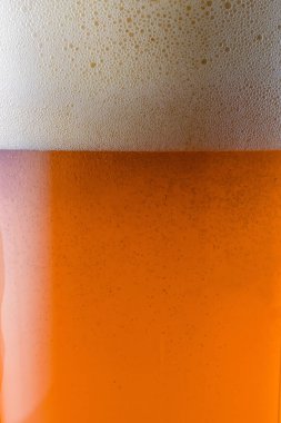 Soğuk ve lezzetli biranın görüntüsü