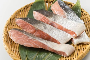 Taze ve lezzetli somon fileto