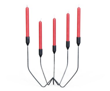 Mum beyaz yüzeyi ile Coper candelabras. 3D render