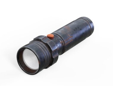 Siyah metalik el feneri yakın çekim beyaz bir arka plan üzerinde izole.