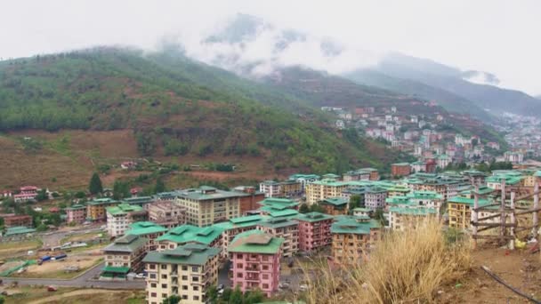 Vista Panorâmica Cidade Thimphu Localizada Butão Vista Edifícios Estradas Cidade — Vídeo de Stock