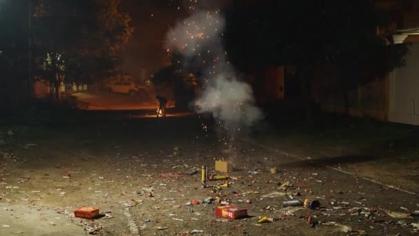 Святкування Дівалі Вулицях Ченнаї Індії Запалюються Феєрверки — стокове відео