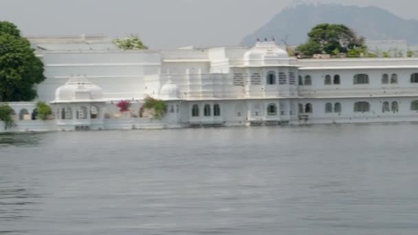 Vedere Palatului Lacului Din Lacul Pichola Din Udaipur Rajasthan India — Videoclip de stoc