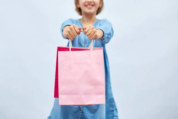 Pretty Child Girl Casual Denim Dress Hold Hand Pink Shopping — Zdjęcie stockowe