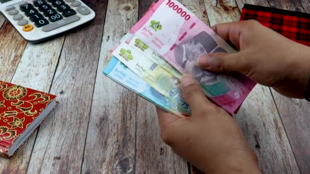 Nova Série Notas Rupias Moeda Rupiah Indonésia Como Meio Pagamento — Vídeo de Stock