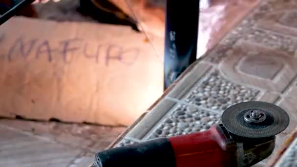 Workers Welding Metal Sparks Metalworking — Stock Video
