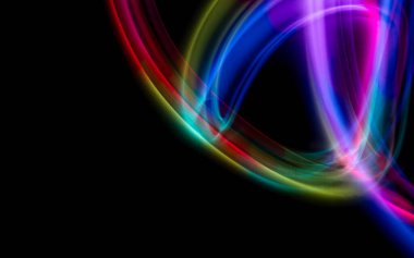 Siyah arkaplan ve duvar dokusunda soyut renkli düzensiz çizgiler. Uzun pozlama. Hafif resim fotoğrafçılığı.