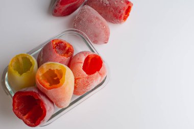 Donmuş dolmalık biberlerin en iyi görüntüsü